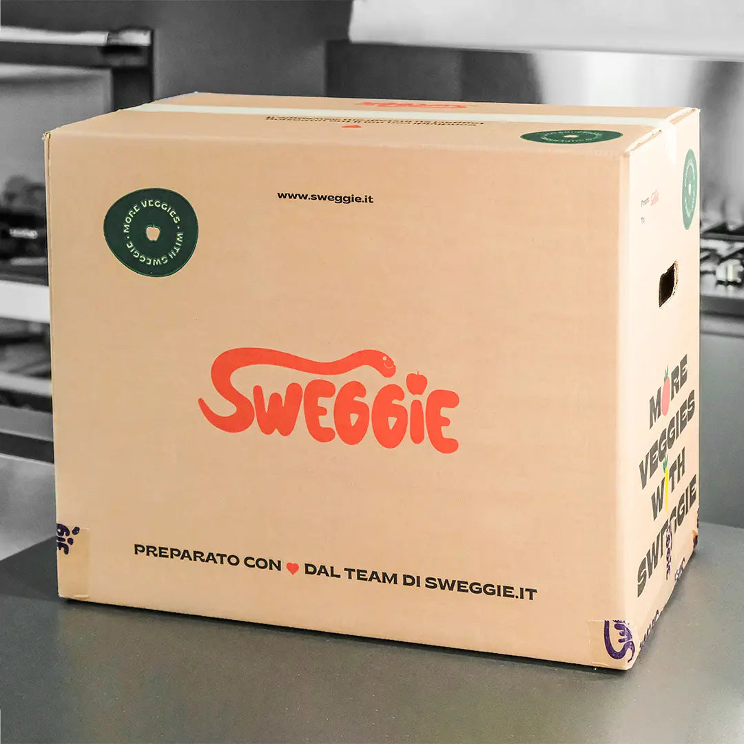 Vista frontale di una box Sweggie chiusa in una cucina